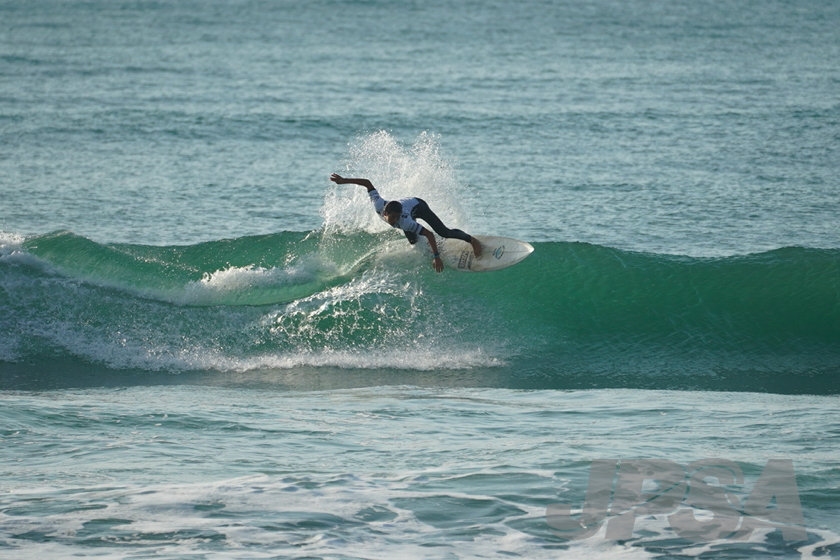 20201014072606_ABF05372m.jpg